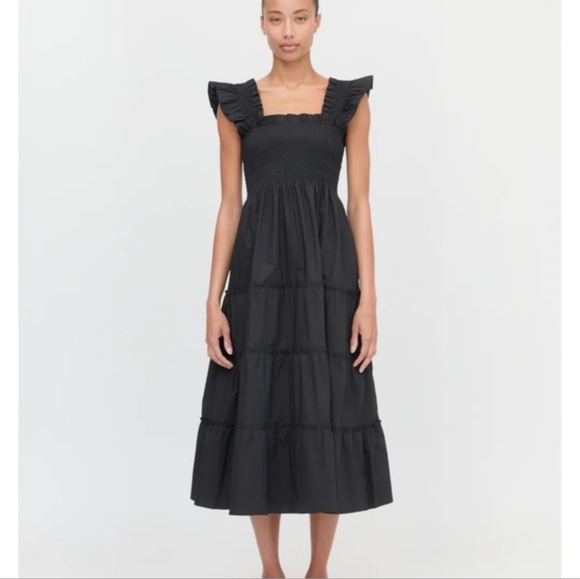 Hill House Dresses & Skirts - EUC Hill House Nap Midi Dress Black Size L